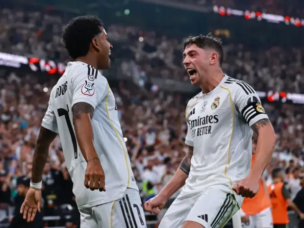 Alonsos Job Fight Turns Into Vinicius Duel