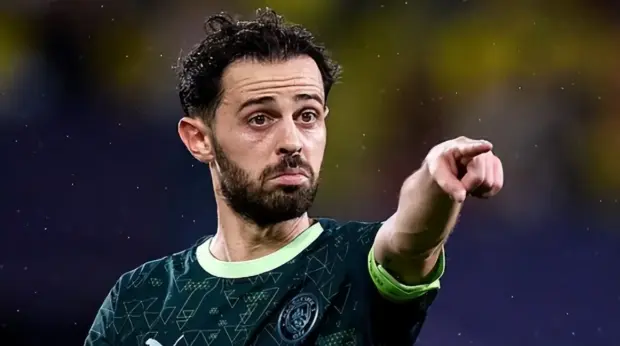 Juventus Como Race for Free Man City Ace