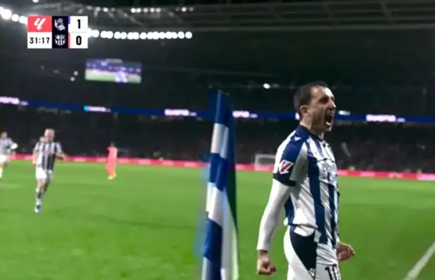 Man United Push Barca On Rashford Return