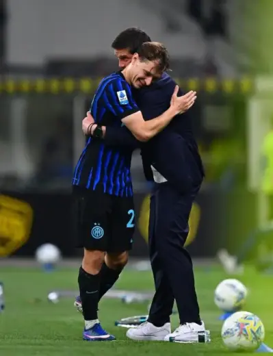 Calhanoglu Stars as Inter Stun Como Late